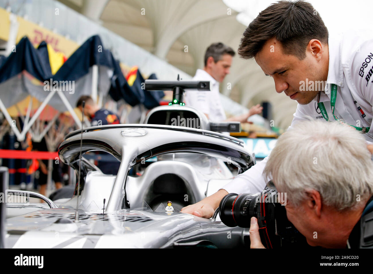 Sao Paulo, Brasilien. 14 Nov, 2019. Motorsport: FIA Formel Eins-Weltmeisterschaft 2019, Grand Prix von Brasilien, Auto #44 Lewis Hamilton (GBR, MERCEDES AMG PETRONAS Motorsport), Playmobil Figur, | Verwendung der weltweiten Kredit: dpa/Alamy leben Nachrichten Stockfoto