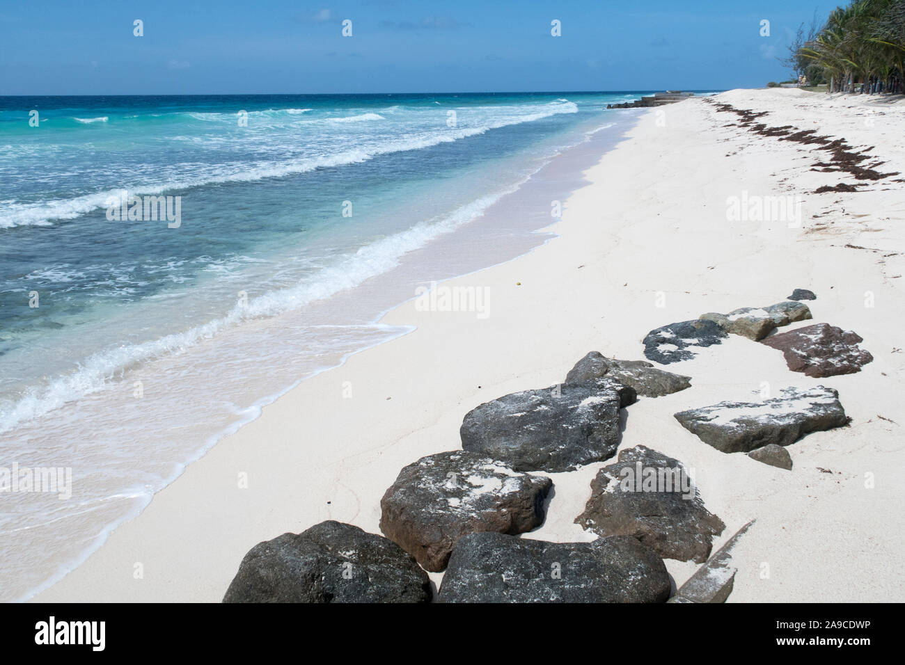 Hastings Rock Beach in der Nähe von Bridgetown auf der karibischen Insel Barbados Stockfoto