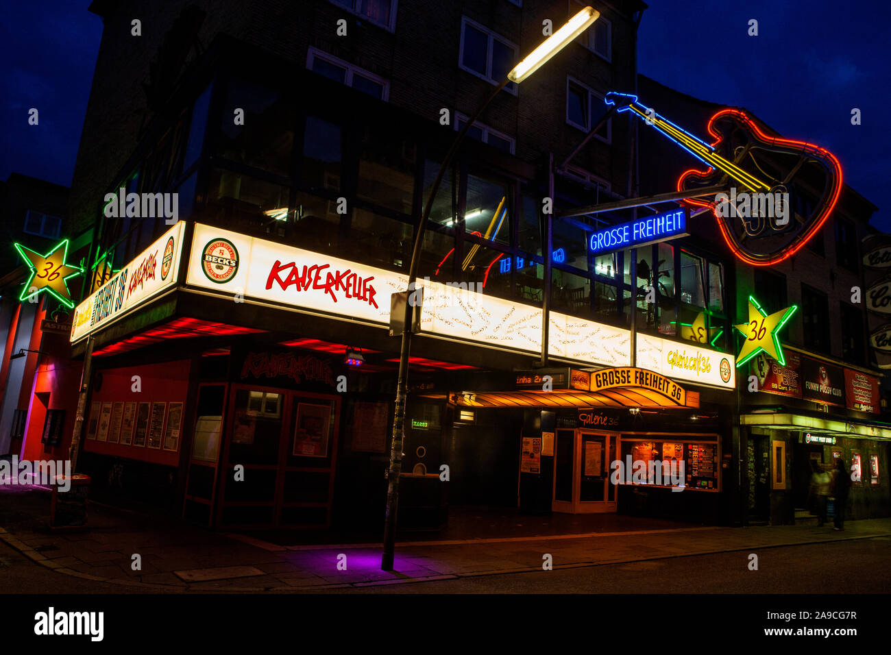 Hamburg, Deutschland - 23. August 2011: Die kaiserkeller Music Club in St. Pauli Quartal Hamburg, Deutschland, in der Nähe der Reeperbahn. Die britische Pop g Stockfoto