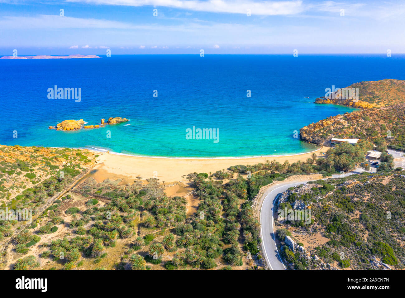 Die malerische Landschaft mit Palmen, türkisfarbenes Wasser und tropischen Strand, Vai, Kreta, Griechenland. Stockfoto