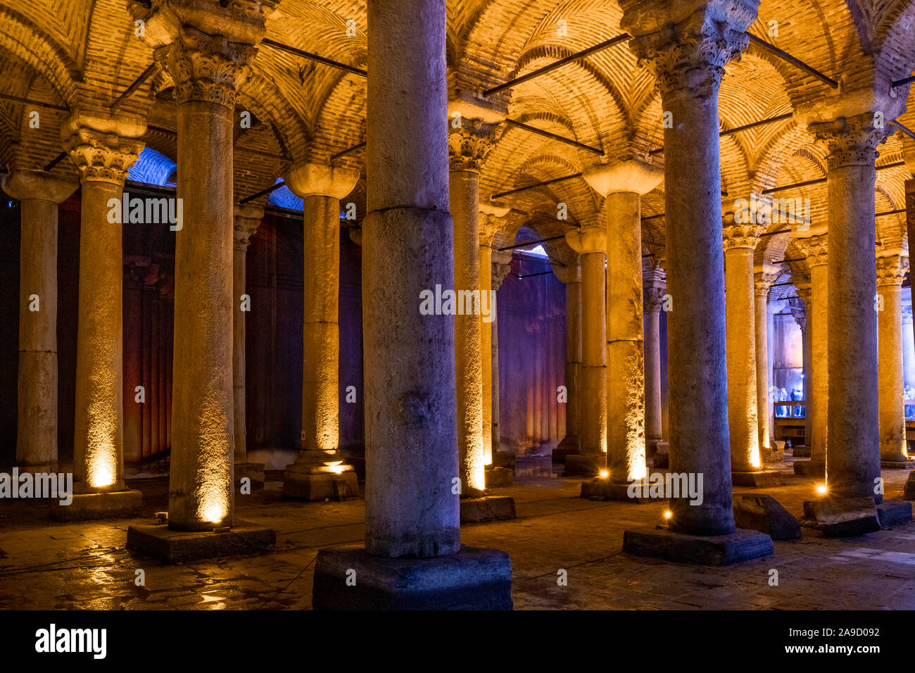 Die alten, unterirdischen Basilika Zisterne, (Yerebatan), im historischen Stadtteil Sultanahmet, Istanbul, Türkei Stockfoto