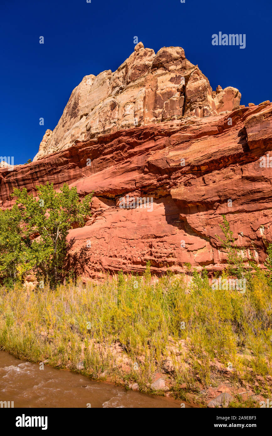 Die USA, Utah, Wayne County, Torrey Capitol Reef allgemein Park, Fremont River Valley in der State Route 24. Stockfoto