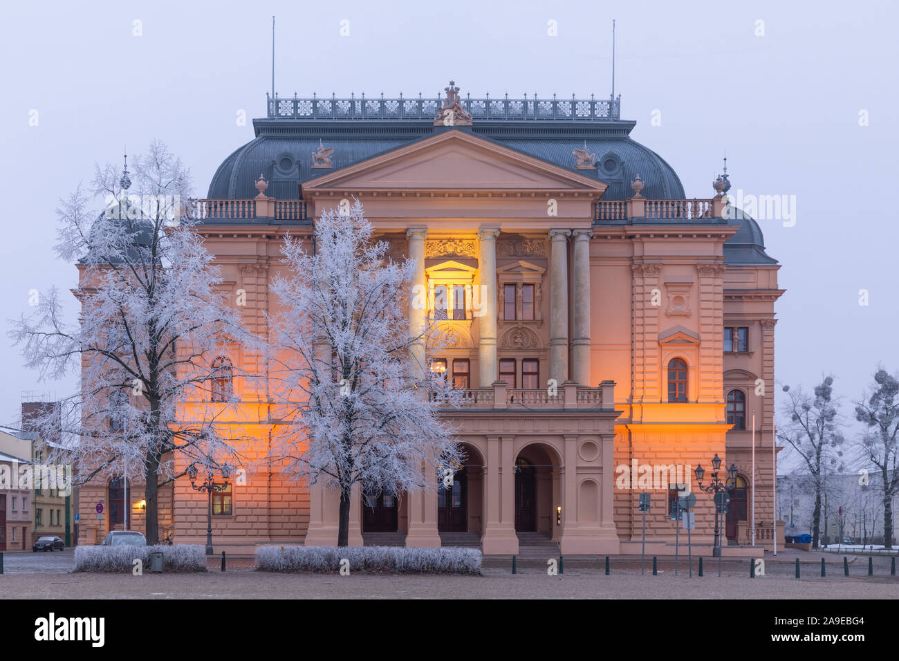 Deutschland, Mecklenburg-Vorpommern, Schwerin, Staatstheater, winter Stockfoto