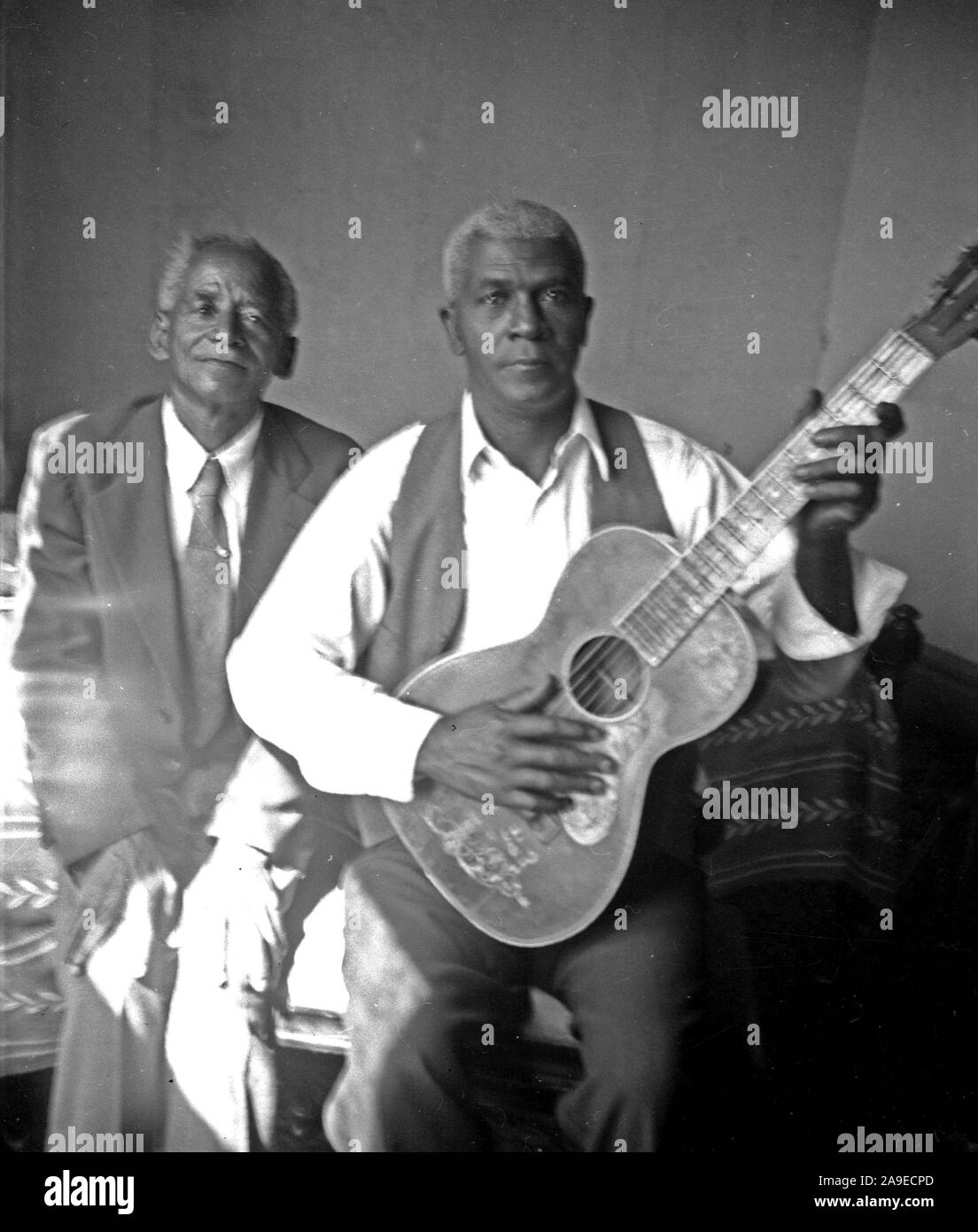 Joe Harris und Kid West im hotel zimmer, Shreveport, Louisiana Ca. Oktober 1940 Stockfoto