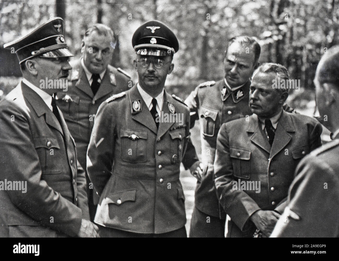 Eva Braun Sammlung (sedam) - NS-Führer Adolf Hitler mit Soldaten Ca. 1930s oder 1940s Stockfoto