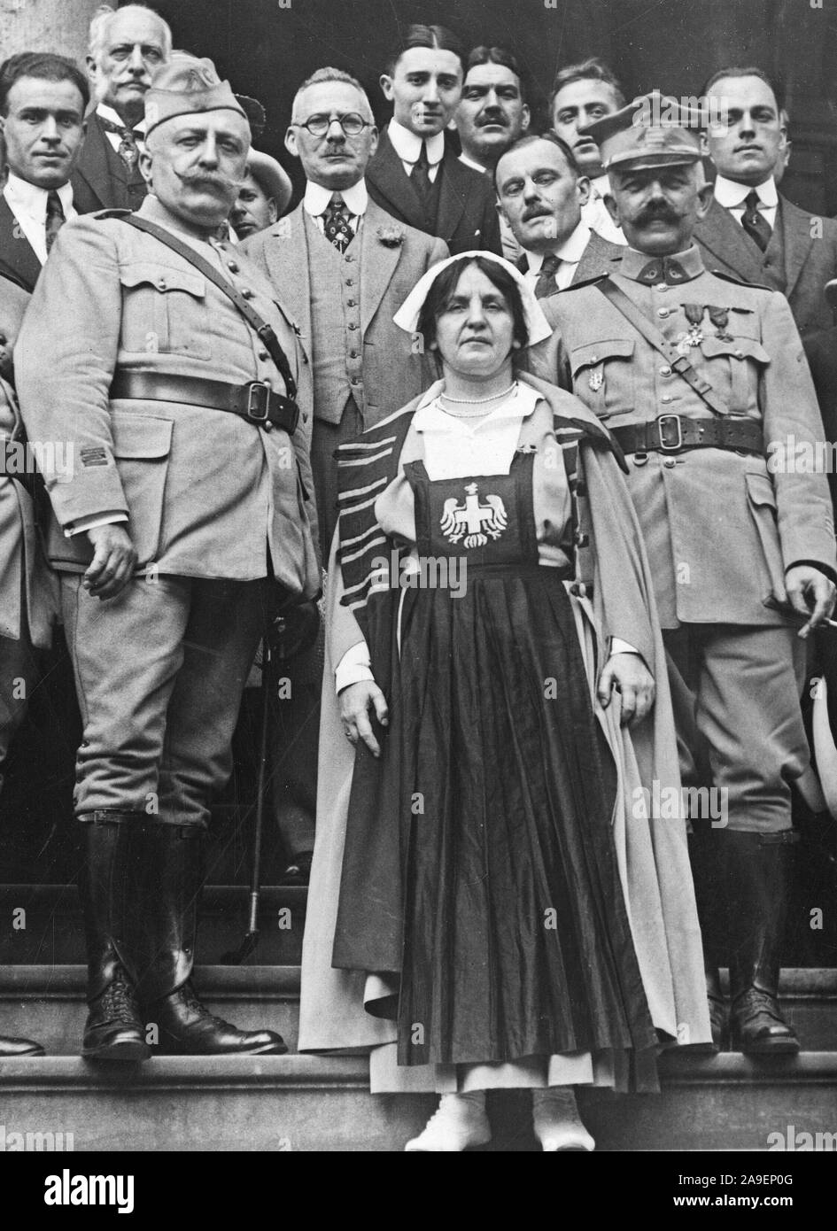 Tag der Unabhängigkeit, 1918 - Polen gewinnt Award für Juli vierter angezeigt. Polen war das erste Auszeichnung, eine Goldmedaille von der Stadt New York vorgelegt, der die beste Vertretung im Viertel der Juli Parade in der Stadt gemacht. Stockfoto