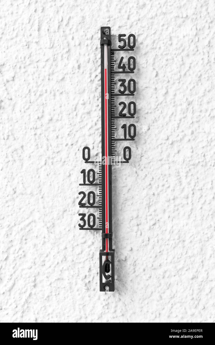 Außenthermometer mit 41 Grad Celsius Stockfoto