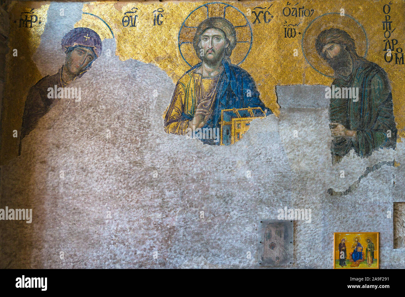 Istanbul, Türkei - 27. August 2013: Mosaik von Jesus Christus, St. Maria und St. Johannes der Täufer in der Hagia Sophia Stockfoto