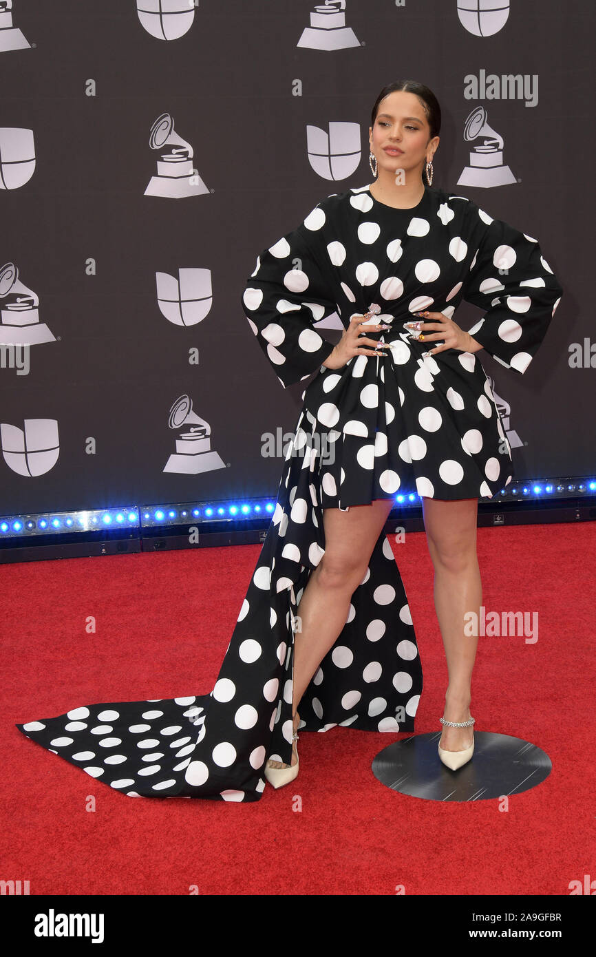 LAS VEGAS, NV - 14. NOVEMBER: Rosal'a an der 20. jährlichen Latin Grammy Awards in der MGM Grand Garden Arena in Las Vegas, Nevada am 14. November 2019. Credit: Damairs Carter/MediaPunch Stockfoto