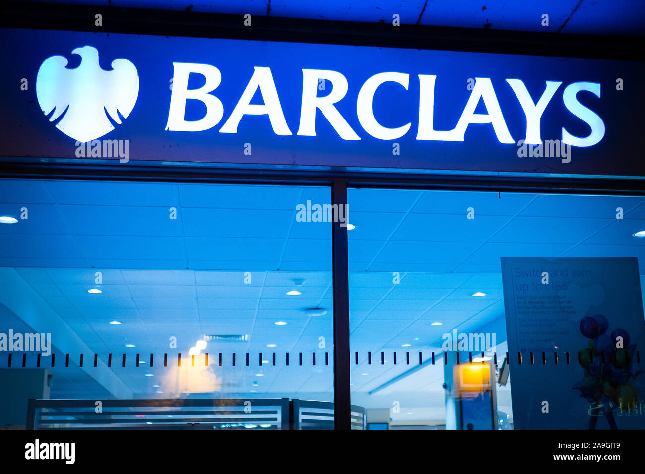 Barclays High Street Bank Cash Stockfotos Und Bilder Kaufen Alamy