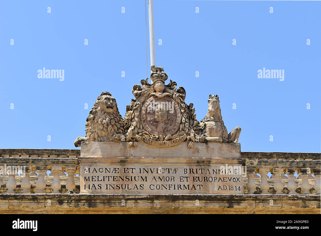 Detail Mauerwerk vor Eingang der Hauptwache, St. George's Square, Valletta, Malta Stockfoto