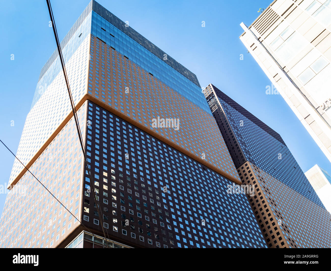 SEOUL, Südkorea - 30. OKTOBER 2019: moderne Türme in Jongno Bezirk der Stadt Seoul. Besondere Stadt Seoul ist die Hauptstadt und größte Metropole des Sou Stockfoto