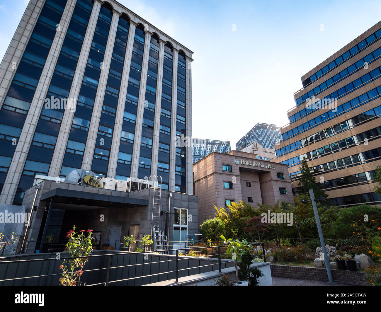SEOUL, Südkorea - 30. OKTOBER 2019: wohnung Haus und Hotel in Insadong Bezirk der Stadt Seoul. Besondere Stadt Seoul ist die Hauptstadt und größte Met Stockfoto