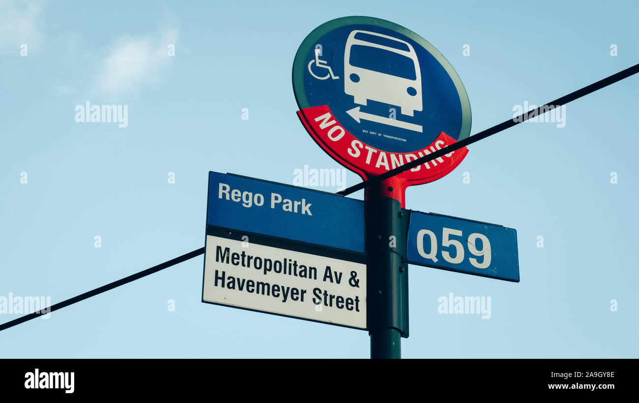 Metropolitan Avenue und Havemeyer Straßenschild in Williamsburg, New York Stockfoto