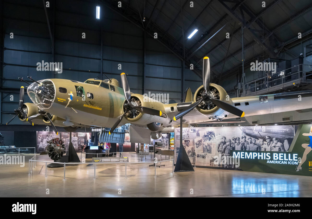 Die Memphis Belle, ein Zweiter Weltkrieg Boeing B-17 F Flying Fortress auf Anzeige an dem Nationalen Museum der United States Air Force, Dayton, Ohio, USA. Stockfoto