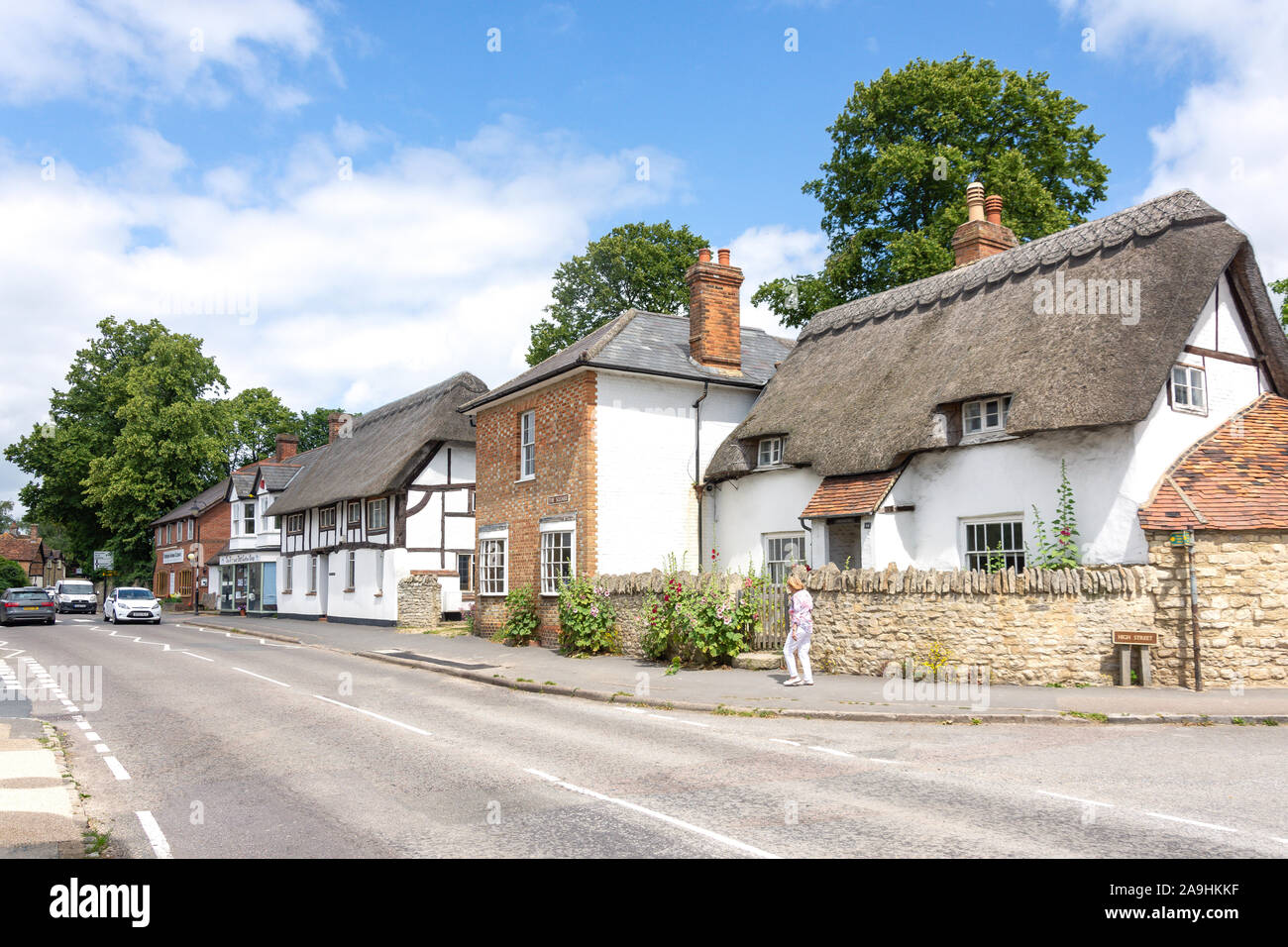 Das Quadrat, Long Crendon, Buckinghamshire, England, Vereinigtes Königreich Stockfoto