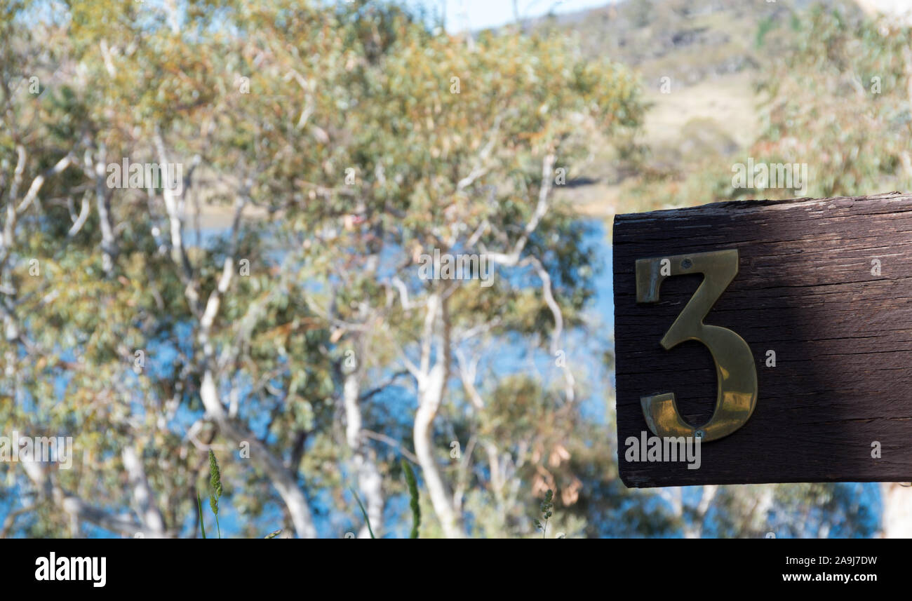 Nummer 3 Haus Schreiben vom Haus am See im australischen Busch Stockfoto