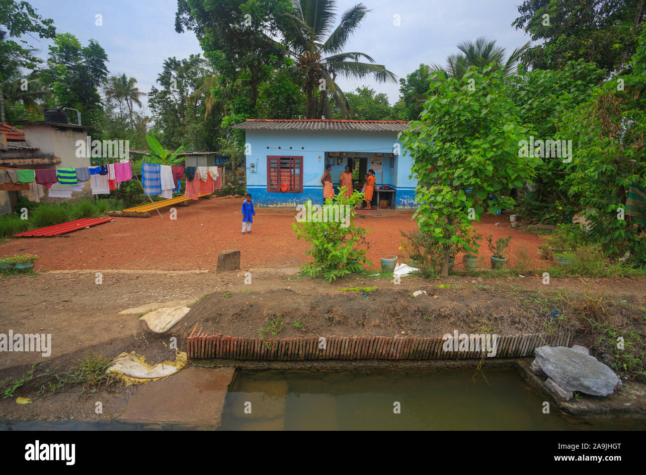 Ein Haus im Dorf in der Alleppey Rückstau (Kerala, Indien) Stockfoto