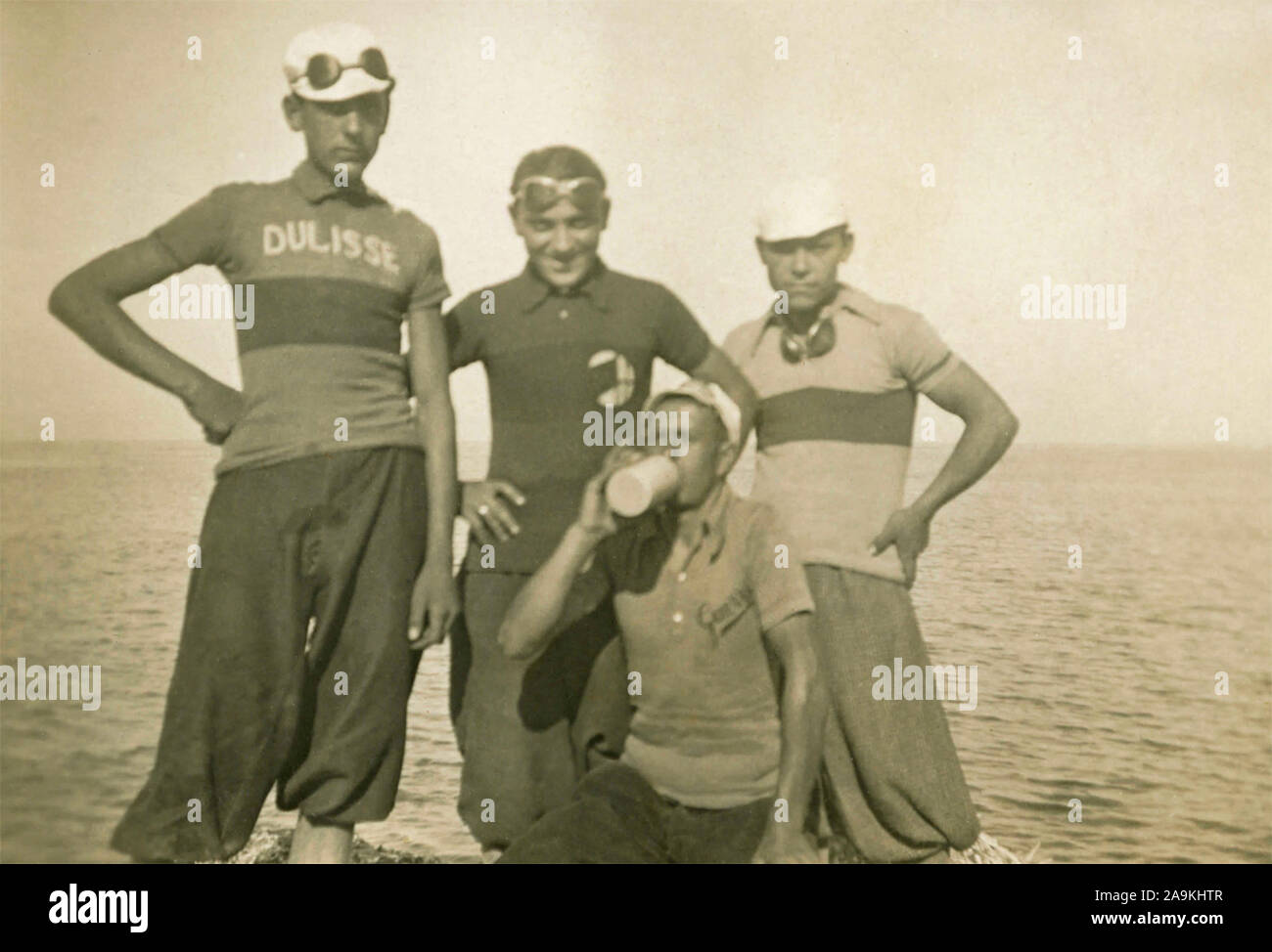 Vier Freunde auf See, Italien Stockfoto