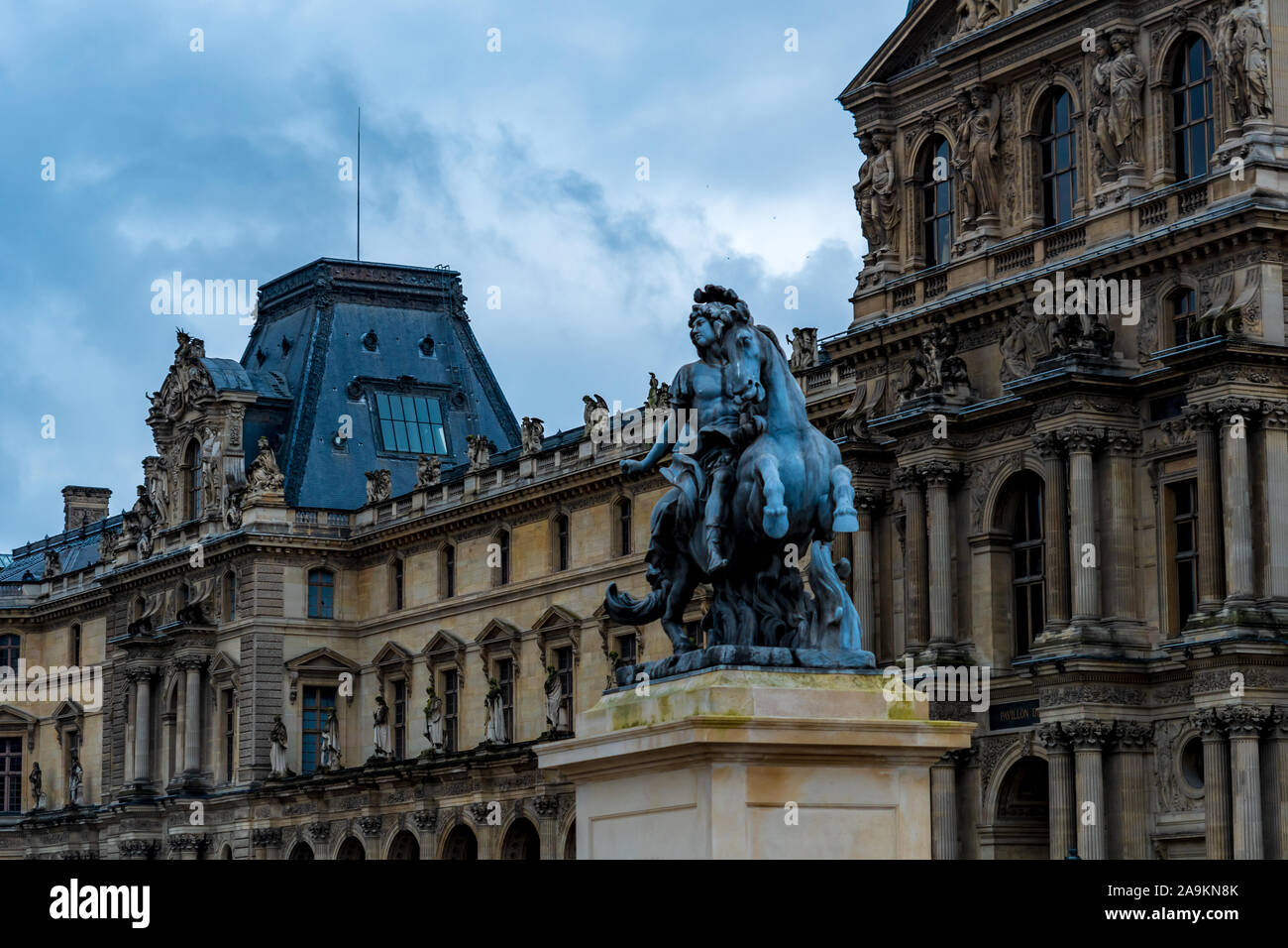 Pariser Architektur, berühmte Gebäude und Lebensweise Stockfoto