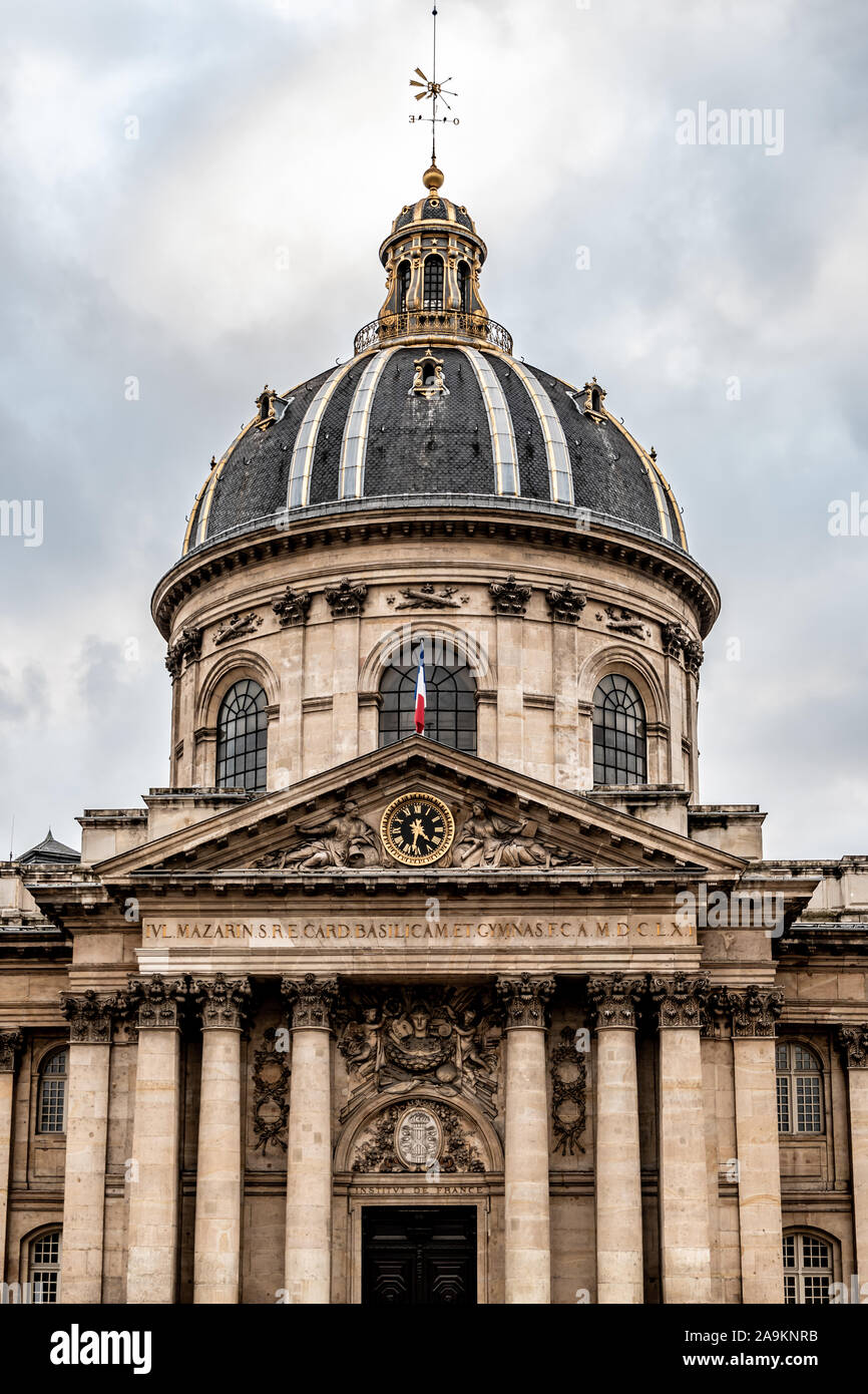 Pariser Architektur, berühmte Gebäude und Lebensweise Stockfoto
