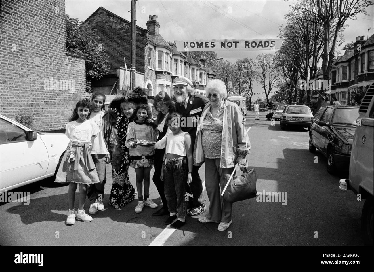 Wohnungen keine Straßen protestieren gegen Gebäude M 11 Link Road, Clermont Straße, Leyton, London vom 20. Juli 1991 Stockfoto