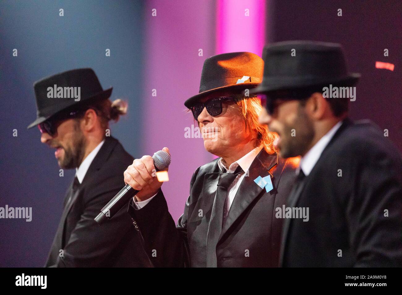 15 November 2019, Baden-Württemberg, Offenburg: Der Musiker Jürgen Drews während der Aufnahmen zu den Silvester zeigen, BR, ORF und SRF führt. Foto: Philipp von Ditfurth/dpa Stockfoto