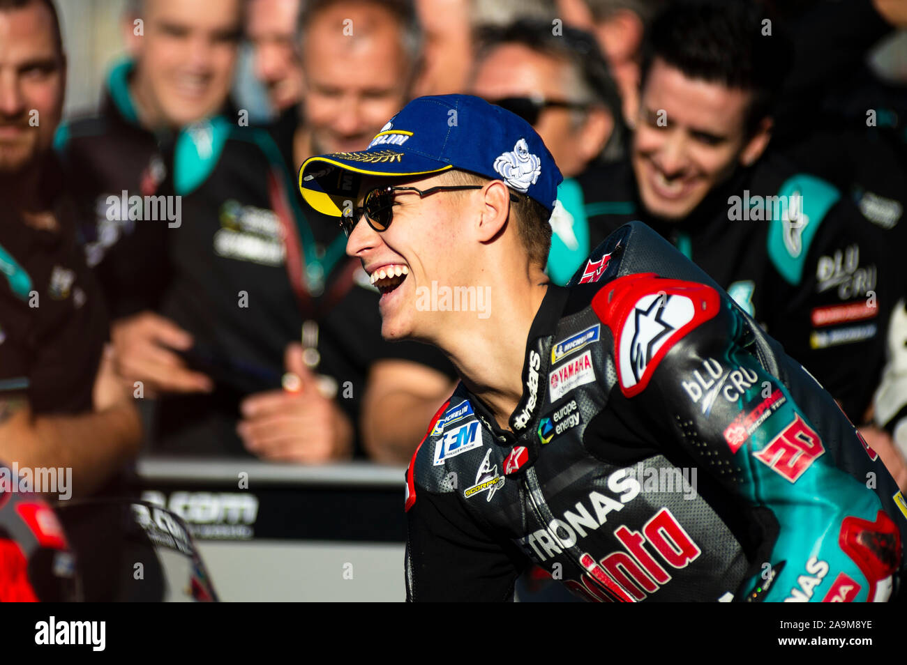 16. November 2019; Circuit Ricardo Tormo, Valencia, Spanien, Valencia MotoGP, qualifizierender Tag; Fabio Crashdown der Petronas Yamaha SRT MotoGP Team feiert seine Pole Position während der letzten GP der 2019 Kalender Credit: Pablo Guillen/Alamy leben Nachrichten Stockfoto