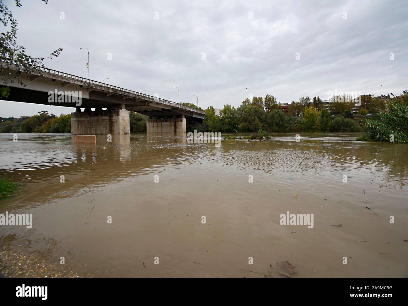 ROMA - PONTE MARCONI - FIUME TEVERE Stockfoto