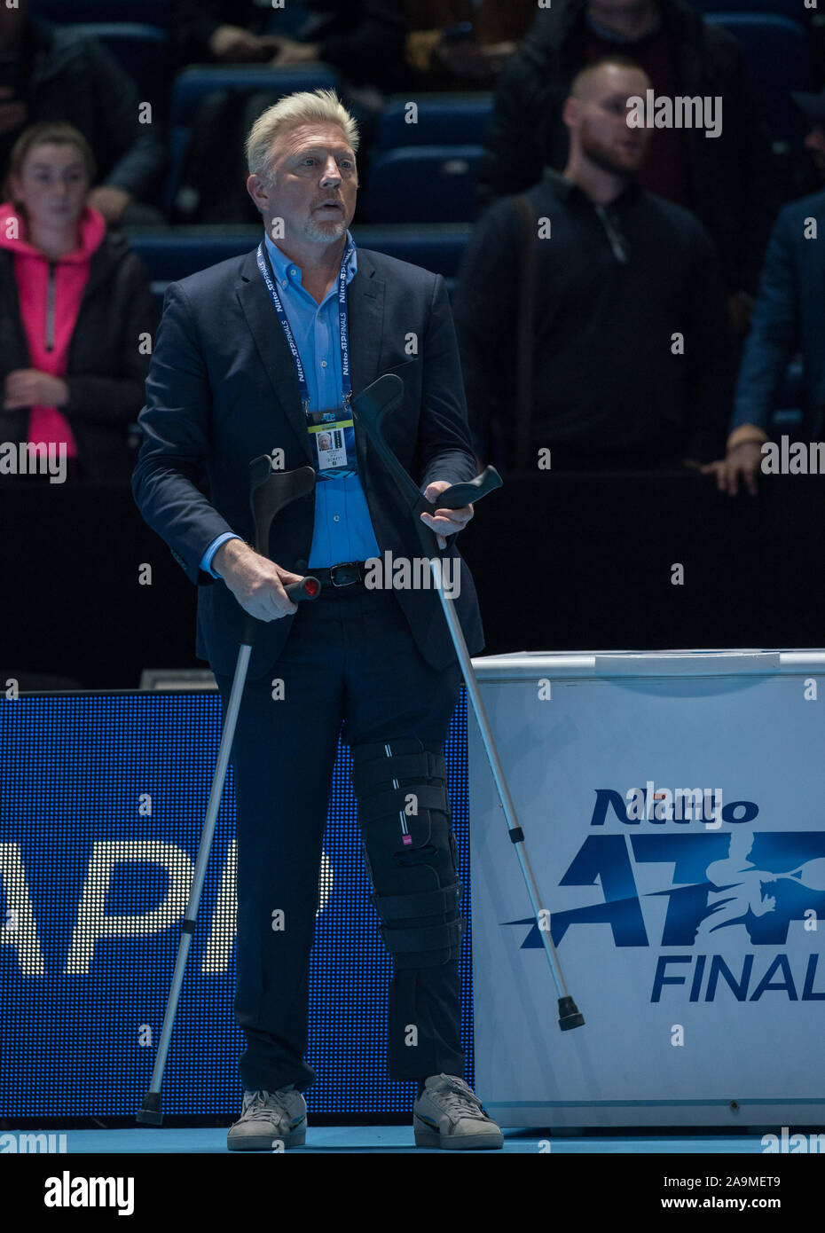 London, Großbritannien. 15 Nov, 2019. BORIS BECKER von Deutschland während Zverev Praxis Sitzung während der NITTO ATP-Finale Tennis London Tag 6 Am O2, London, England am 15. November 2019. Foto von Andy Rowland. Credit: PRiME Media Images/Alamy leben Nachrichten Stockfoto