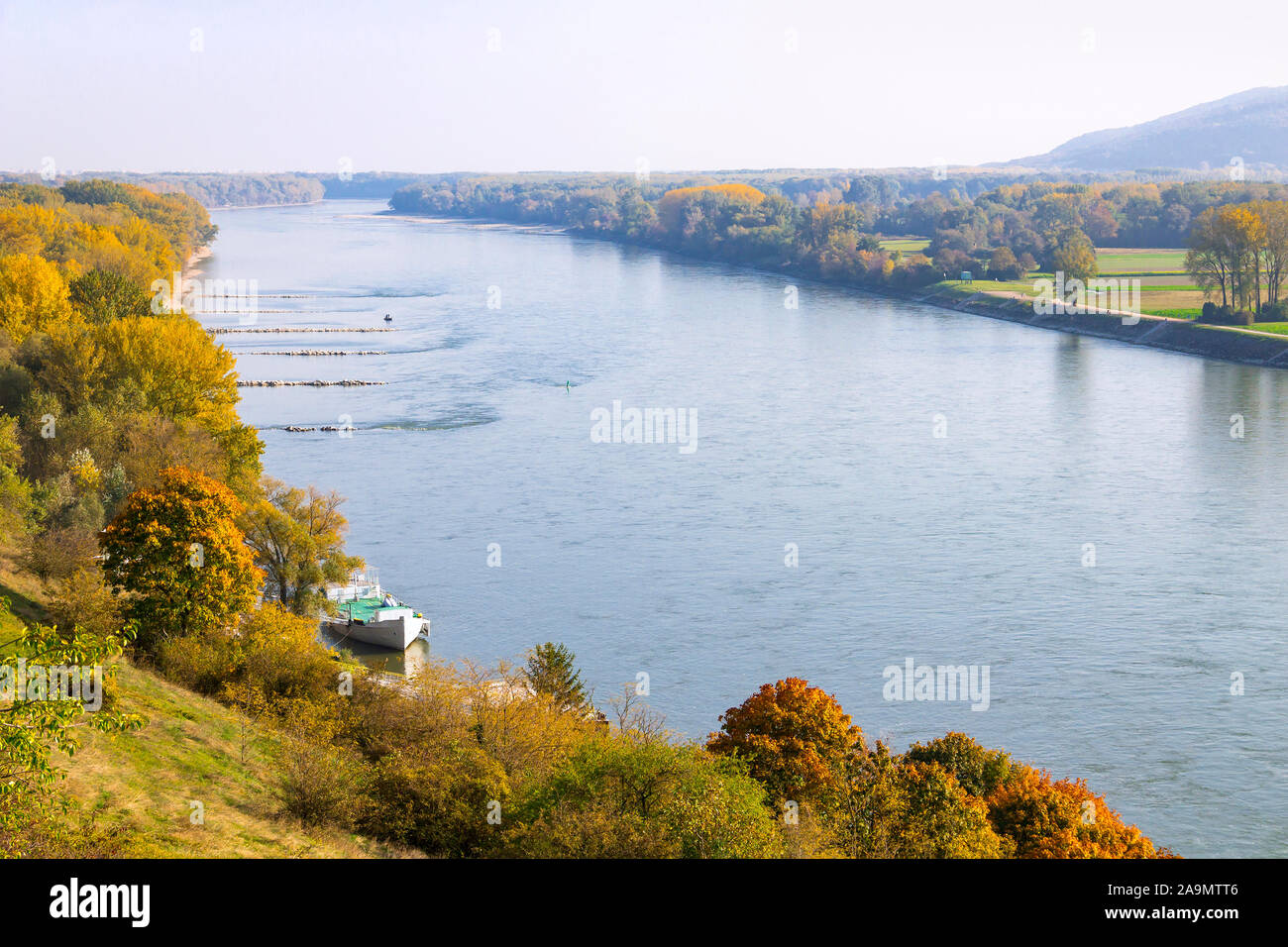 Fluss Zur Donau In Der Slowakei www.alamy.de