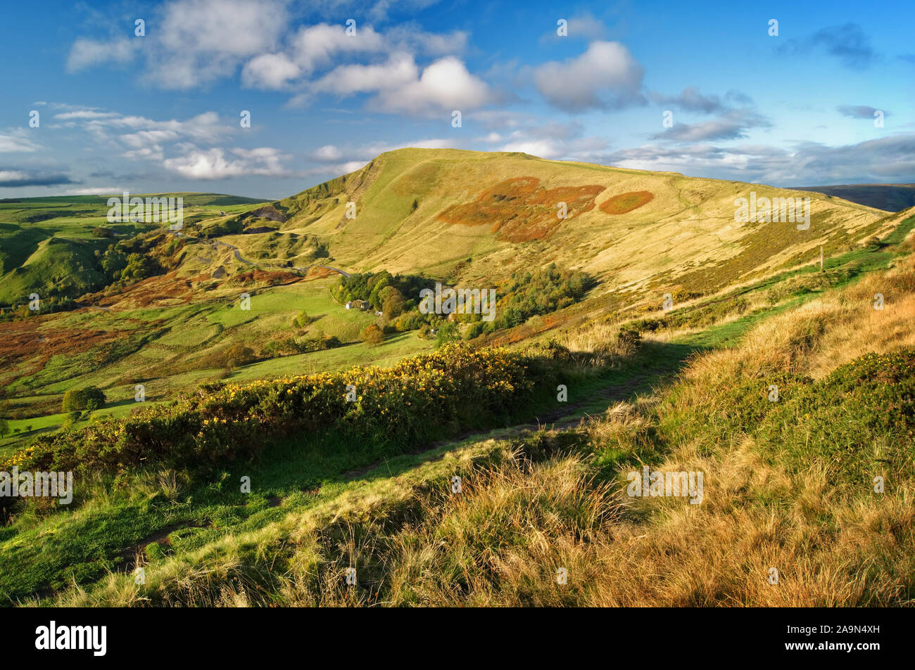 UK, Derbyshire, Peak District, Fußweg zur Mam Tor Stockfoto