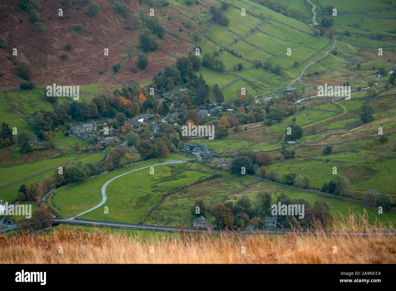 Tophill Blick über hartsop Tal im Herbst in Lake District National Park, Großbritannien Stockfoto