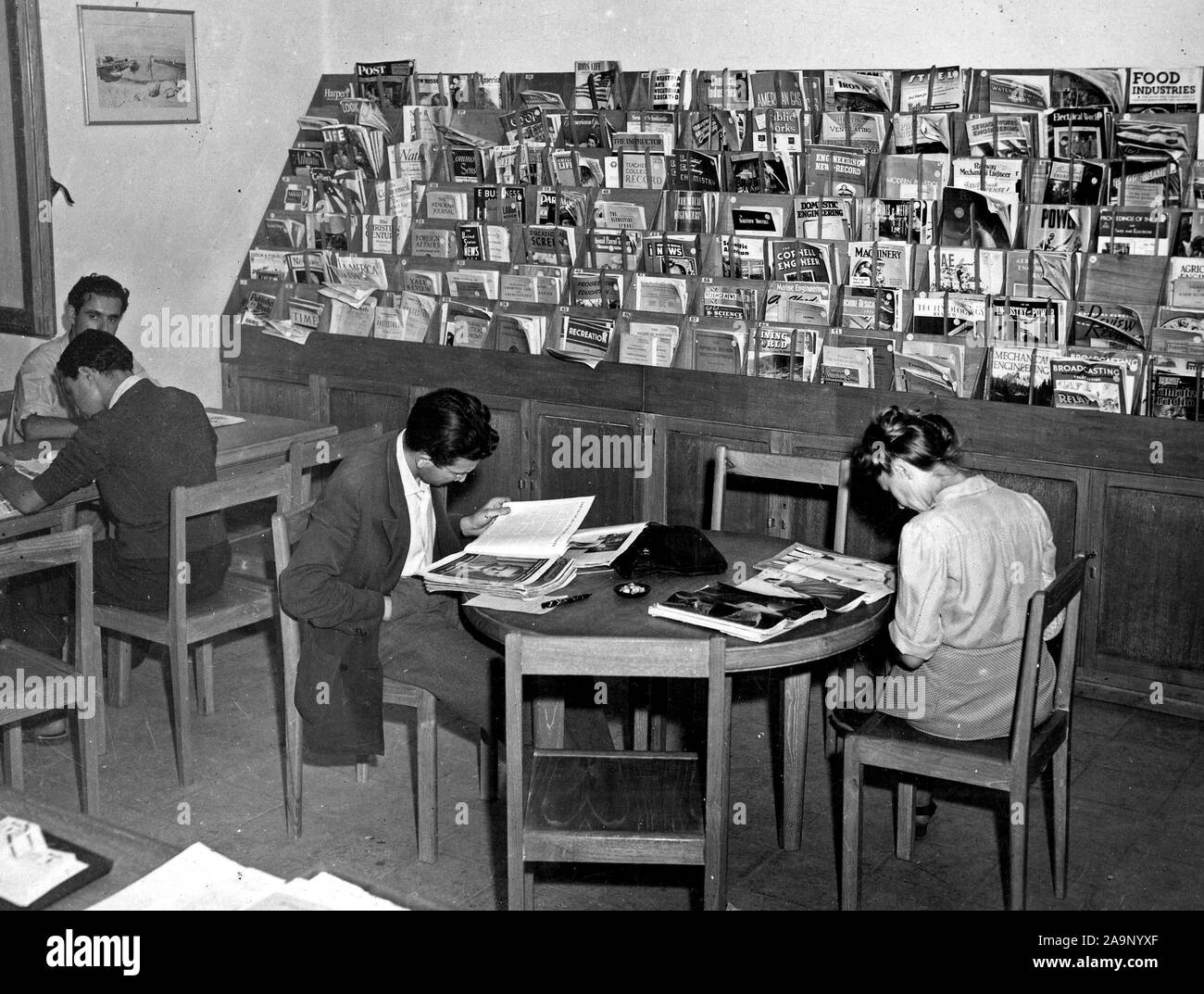 Januar 1950 - U.S.I.S. Lesesaal, Rom, Italien Stockfoto