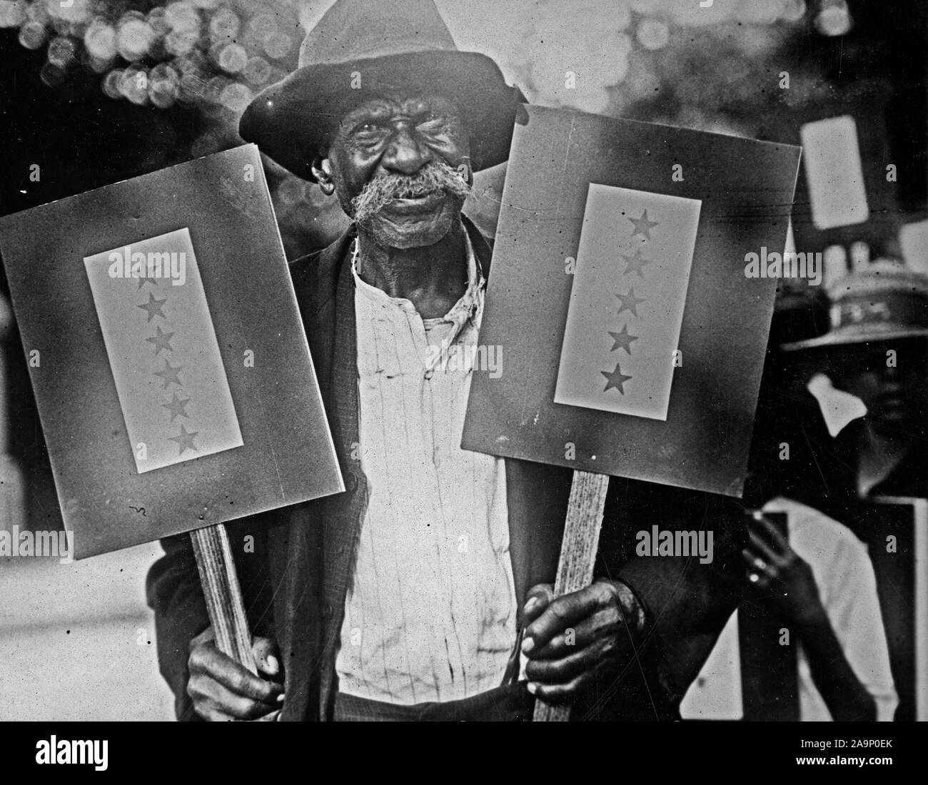WW ich Fotos - Farbig/Afrikanische amerikanische Truppen - Ike Sims von Atlanta, Georgia, 87 Jahre alt, hat elf Söhne im Dienst ca. 1918 Stockfoto
