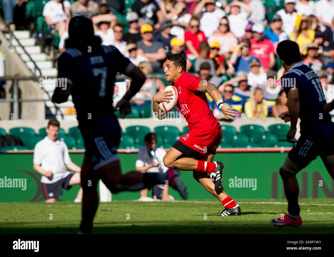 Twickenham, Surrey, Vereinigtes Königreich. Mike FUAILEFAU, laufen in für einen Versuch während der 3/4 Endspiel Spiel USA gegen Kanada am' 2017 HSBC London Rugby Sevens", Sonntag, 21.05.2017, RFU. Twickenham Stadium, England [Pflichtfeld Credit Peter SPURRIER/Intersport Bilder] Stockfoto