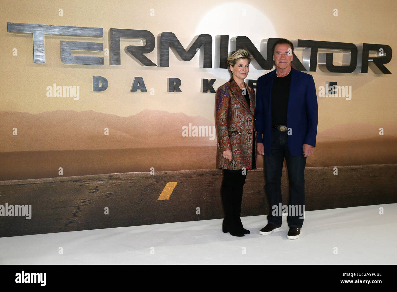 Terminator: dunkles Schicksal Photocall gehalten im Mandarin Oriental Hotel, Knightsbridge mit: Arnold Schwarzenegger, Linda Hamilton, Wo: London, Vereinigtes Königreich, wenn: 17 Okt 2019 Credit: Mario Mitsis/WENN.com Stockfoto