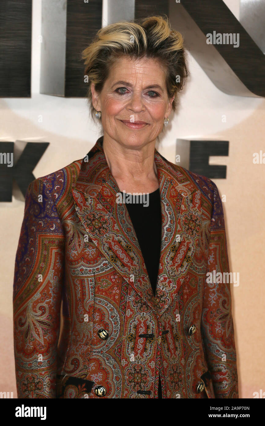 Terminator: dunkles Schicksal Photocall gehalten im Mandarin Oriental Hotel, Knightsbridge mit: Linda Hamilton Wo: London, Vereinigtes Königreich, wenn: 17 Okt 2019 Credit: Mario Mitsis/WENN.com Stockfoto