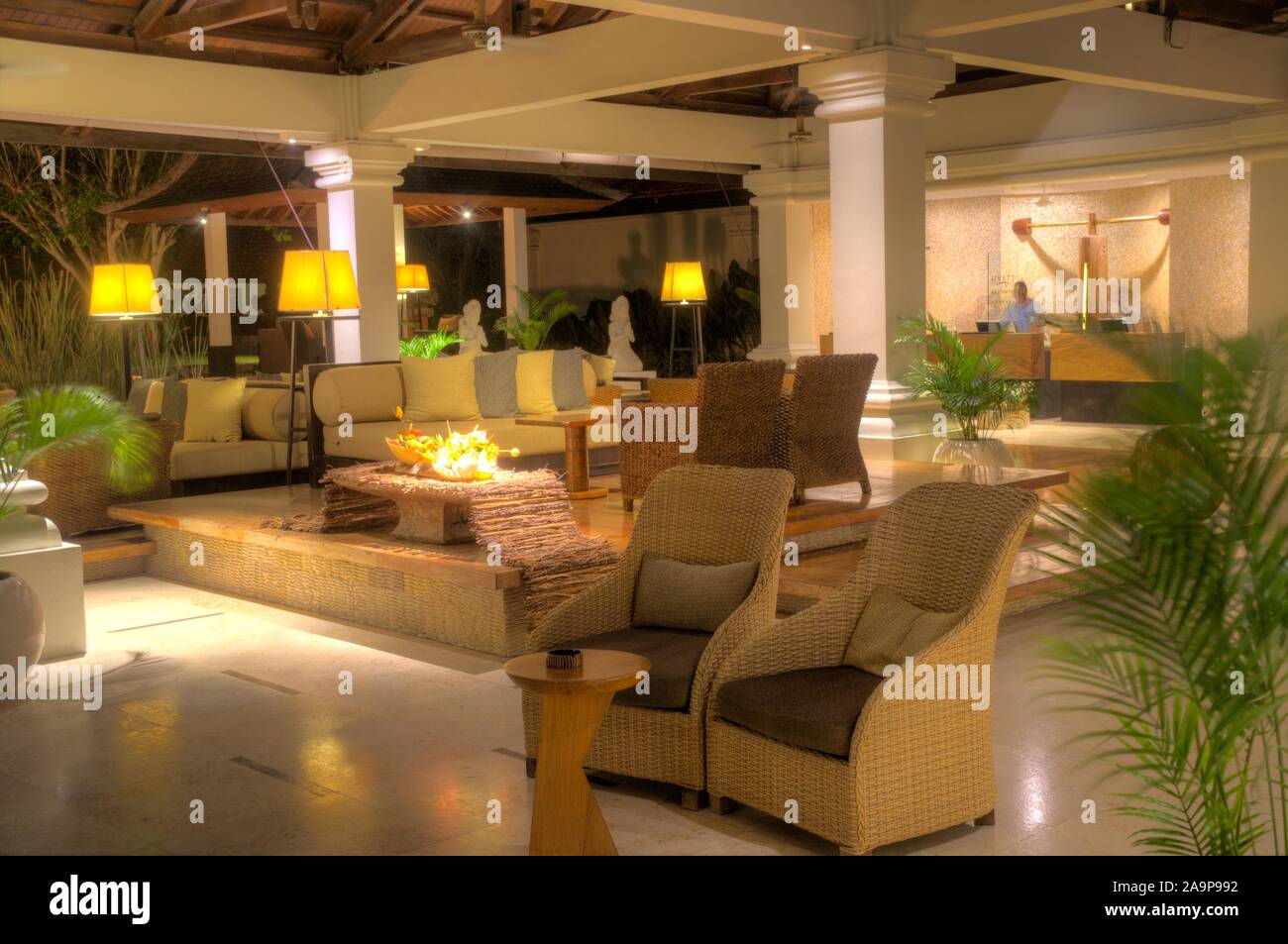 Lounge Bar Interior Stockfotos Und Bilder Kaufen Alamy