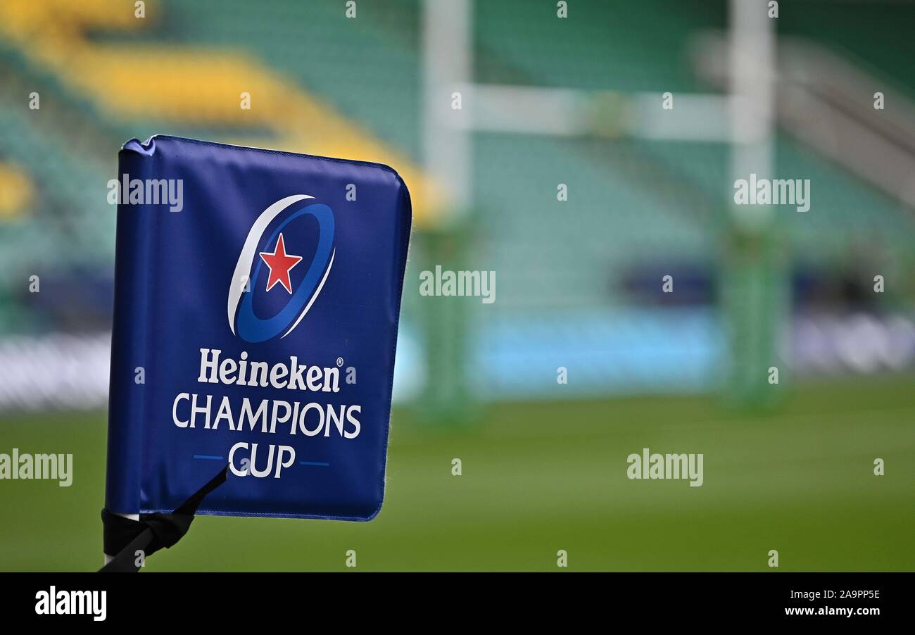 Northampton, Großbritannien. 17. Nov, 2019. Die Heineken Champions Cup Eckfahne Branding. Northampton Saints v Lyon. Heineken Champions Cup. Franklins Gärten. Northampton. Northamptonshire. UK. Kredit Garry Bowden / Sport in Bildern. Credit: Sport in Bildern/Alamy leben Nachrichten Stockfoto