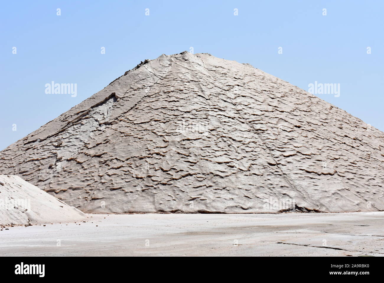 Salz Berg an der Saline Torrevieja, Torrevieja, Alicante Spanien Stockfoto