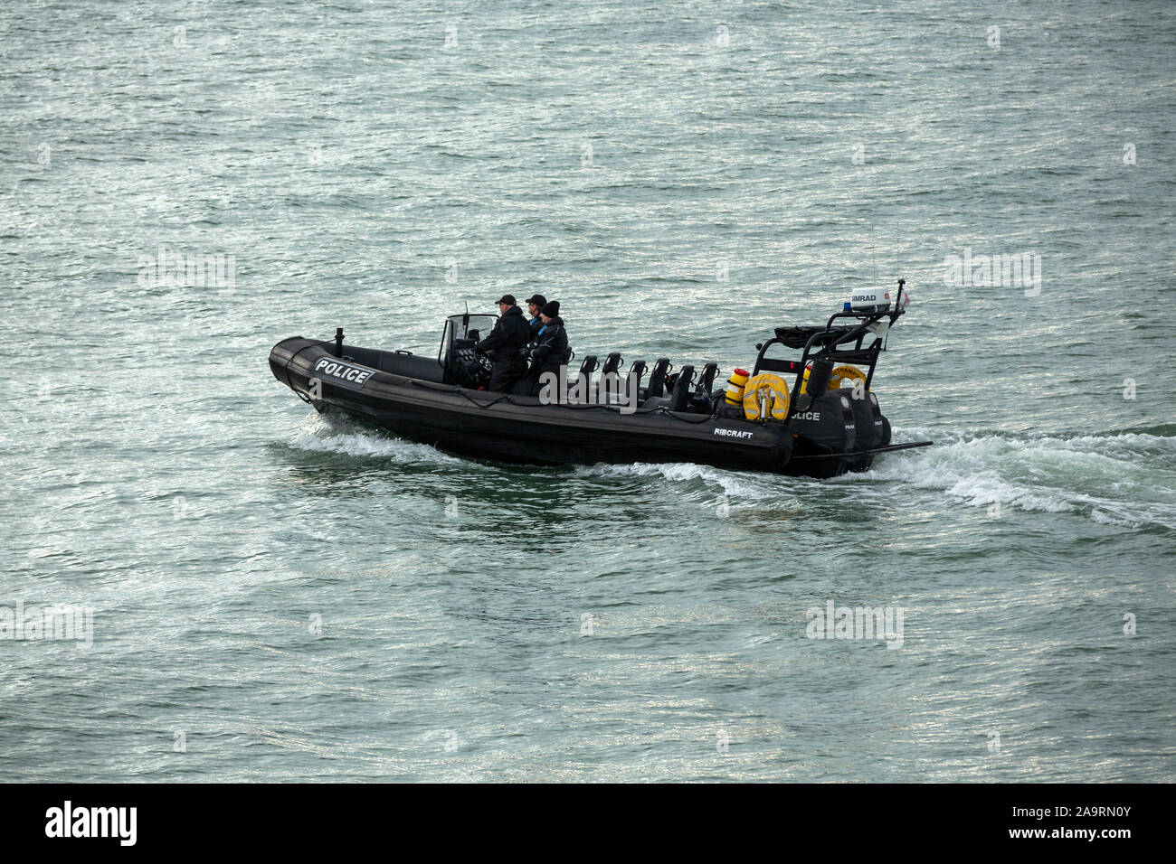 Polizei Rippe auf Patrouille in der Solent. Aufgenommen in Southsea an der Südküste Englands. Stockfoto