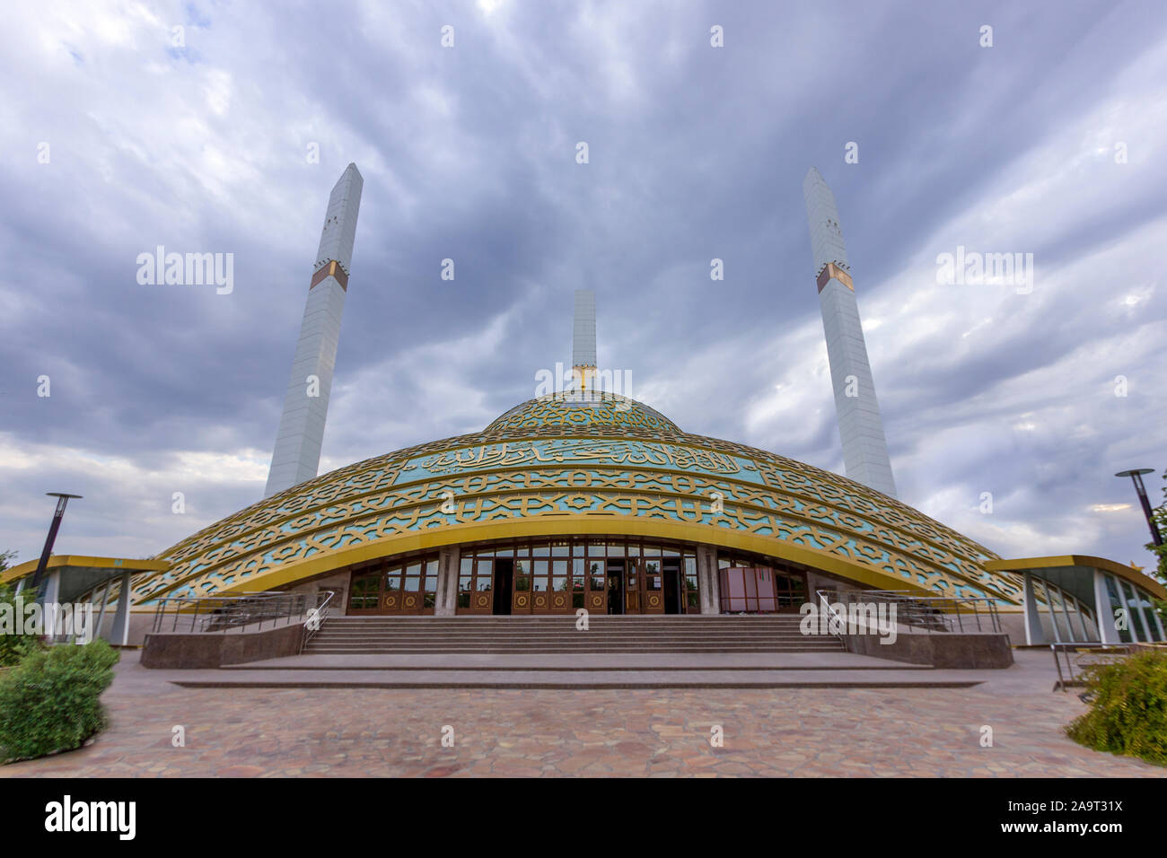 Die Moschee "Herzen", Tschetschenien, Russland. Moscheen im Kaukasus Der AIMANI KADYROVA HERZ VON MUTTER MOSCHEE Stockfoto