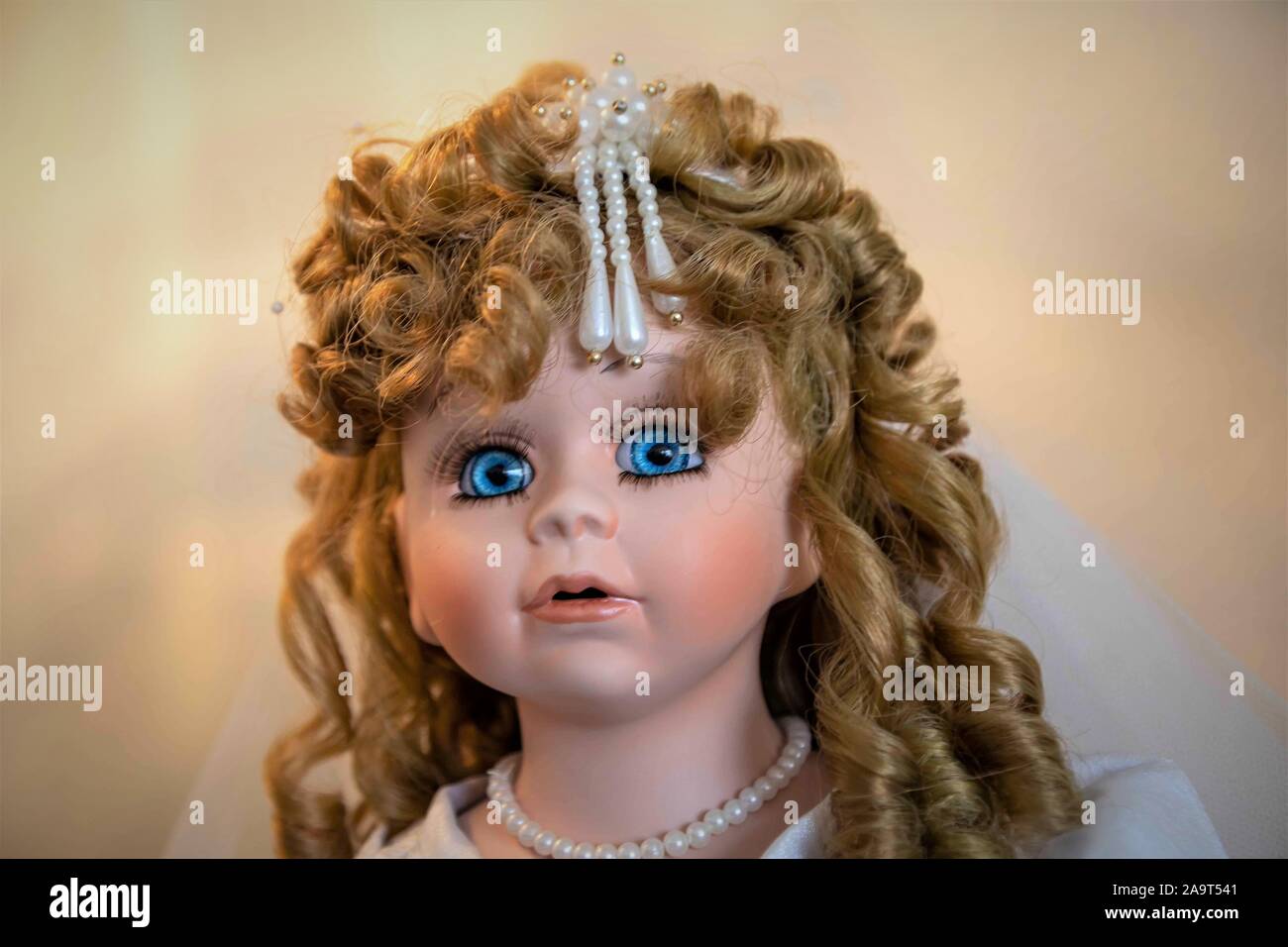 Puppen aus Sammlungen für Erwachsene, die eine Puppe als Kind geliebt und  konnte nun Qualität Baby und erwachsenen Figuren, die sind teuer  Bedienelemente kaufen Stockfotografie - Alamy