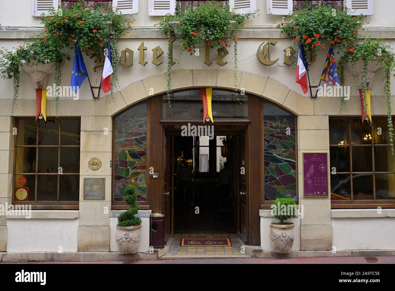 Das Luxushotel Le Cep (Small Luxury Hotels / Hyatt) im Stadtzentrum, Beaune FR Stockfoto