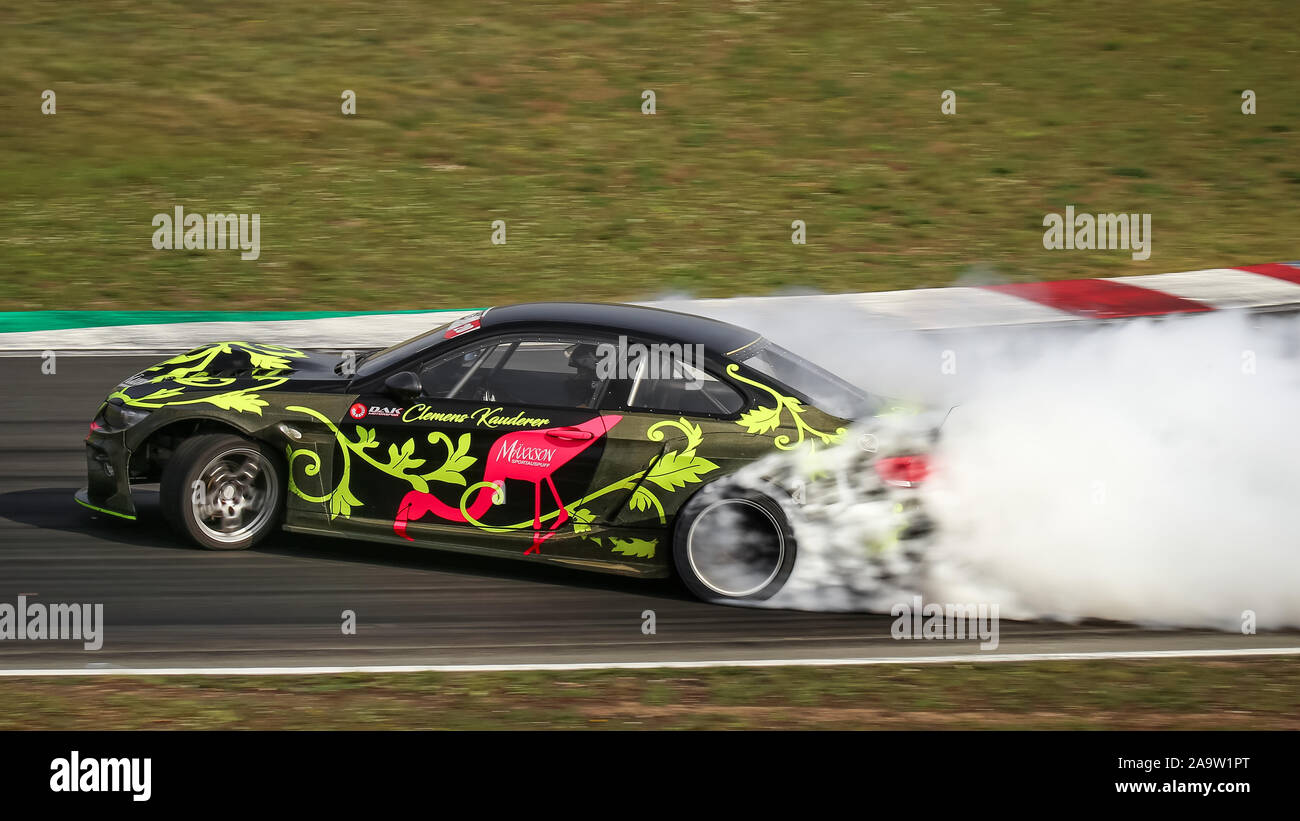 Oschersleben, Deutschland, 31. August 2019: Clemens Kauderer Fahren seines BMW E92 während der Drift Kings International Serie auf der Motorsport Arena Stockfoto