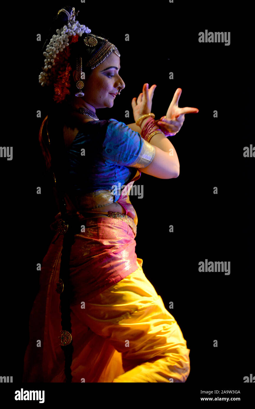 Abhinaya Nagajyoti durchgeführt Kuchipudi Tanz an der Khajuraho Festival der Tänze Februar 2014.. Stockfoto