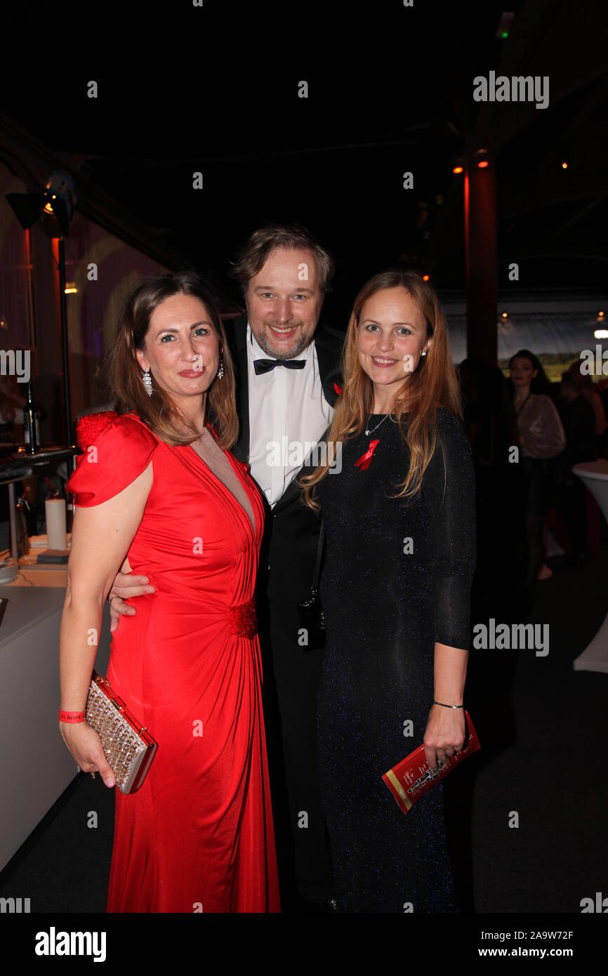 Katja Fischer, Stephan Grossmann mit Ehefrau Lidija Großmann bei der 14. Hoffe Gala 2019 im Schauspielhaus. Dresden, Stockfoto