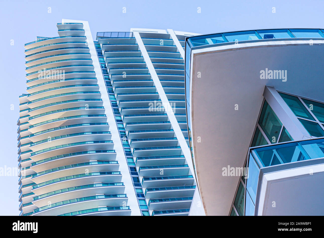 Miami Florida, Brickell District, Hochhaus Wolkenkratzer Gebäude Luxus Gebäude, Eigentumswohnung Wohnapartment Gebäude bauen Stockfoto