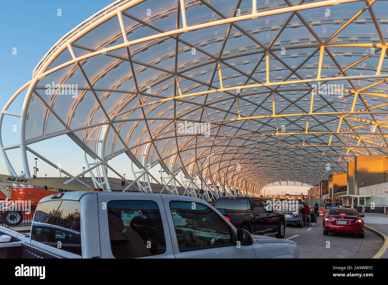 Am frühen Morgen Verkehr am Domestic Terminal Hartsfield-Jackson Atlanta International Airport in Atlanta, Georgia. (USA) Stockfoto